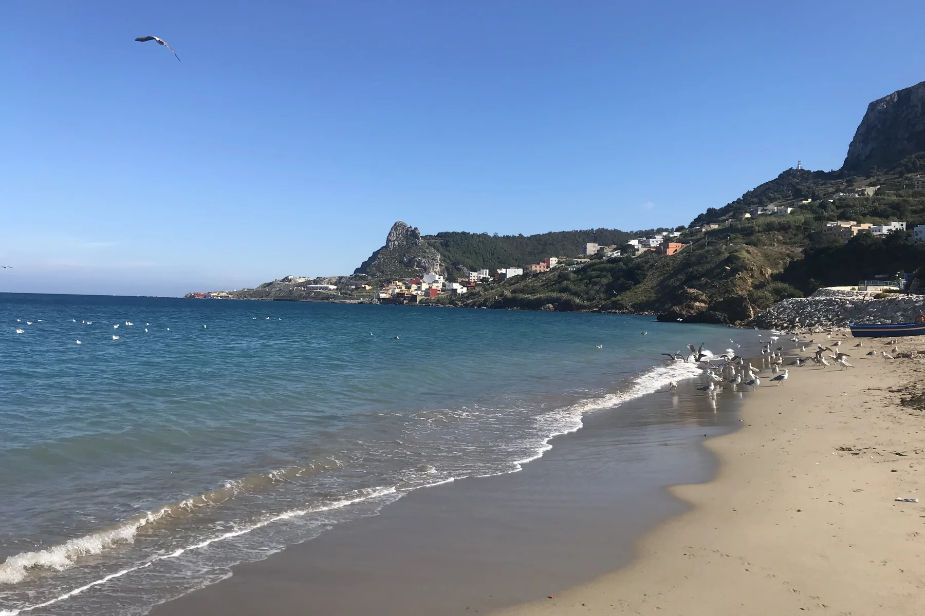 Plage de Belyounech près du Jbel Moussa